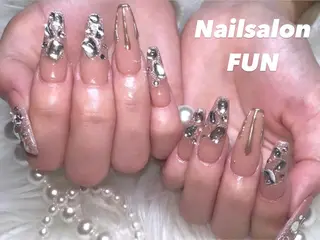 ネイル Nailsalon FUN🌈のネイルデザイン