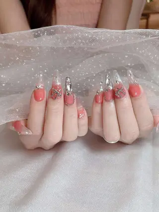 ネイル Queen Nail Salon所属・Vuong Ngoc Quynhのネイルデザイン