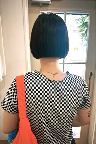 ショート カラー 【pejite】 Hinanoのヘアスタイル