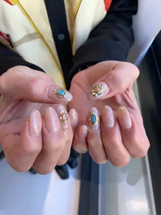 ミディアム CLALA Ayumiのネイルデザイン