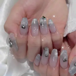 ネイル Kanon 🤍のネイルデザイン