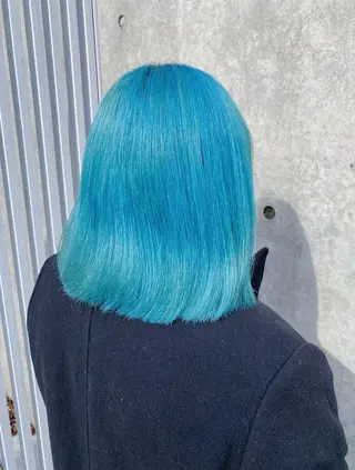 ミディアム カラー 寒色アイドルカラー JUNOチナツのヘアスタイル