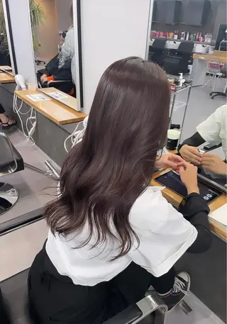 ロング カラー ミルクティーベージュ ❤︎レイヤー　MIAのヘアスタイル