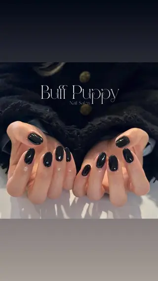 ネイル Buff Puppy所属・Mon Buff Puppyのネイルデザイン