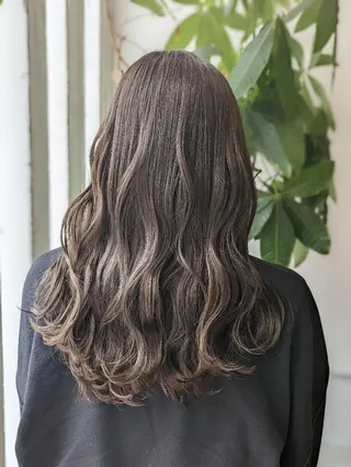 ロング カラー 髪質改善&白髪ぼかし カラー♡店長みやけ♡のヘアスタイル