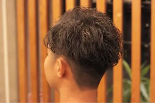 ショート パーマ メンズ 前田賢生 ご新規様はNGのヘアスタイル