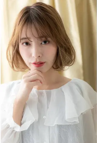 ミディアム くびれ&切りっぱボブ 得意👍佐藤歩のヘアスタイル