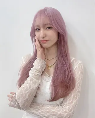 ロング カラー Qin原宿店所属・葵 韓国オタク美容師 レイヤーカットのヘアスタイル