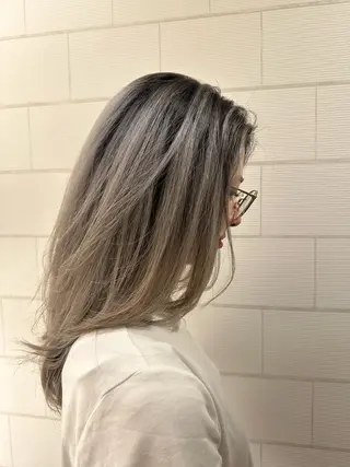 カラー 濱島 楓佳のヘアスタイル