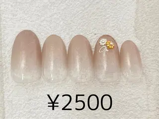 ネイル 株式会社JUEGO .○°のネイルデザイン