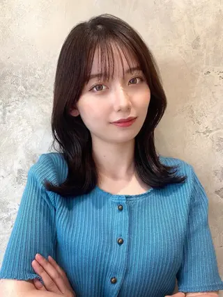 ミディアム カラー 顔周り/くびれヘア 韓国ヘア💕風間るなのヘアスタイル