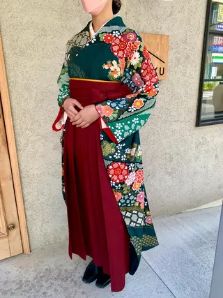 室岡 桃子のヘアスタイル