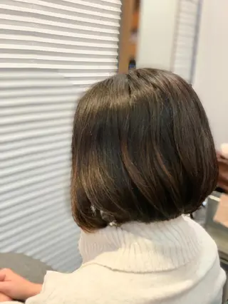 ショート 🎨インナーカラー が得意👍新垣⚜️のヘアスタイル