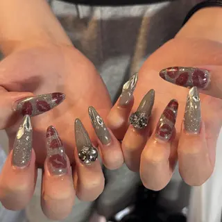 セミロング ゆびノさき 天王寺のネイルデザイン