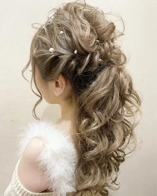 ロング ヘアアレンジ 玉木 育実のヘアスタイル