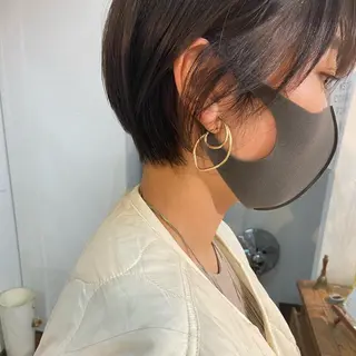 ショート 岡本康平/ボブ /ブリーチ/レイヤーのヘアスタイル