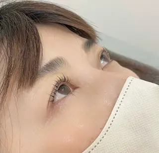 マツエク・マツパ UNDRvr Fukaのヘアスタイル