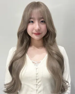 ロング カラー 似合わせ前髪／ 小顔カット🎀そうのヘアスタイル