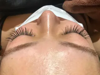 マツエク・マツパ Zina天王寺 CHIAKIのヘアスタイル