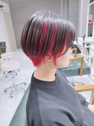 ショート ヘアアレンジ カラー 𝐑𝐈𝐍𝐊𝐀 🐷🖤のヘアスタイル