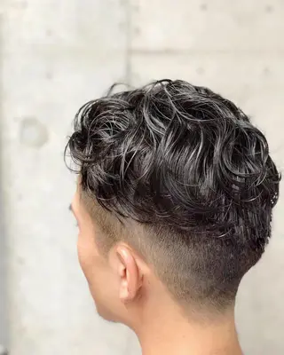 ショート パーマ メンズ ツイスパ/Wカラー ✨RYUのヘアスタイル