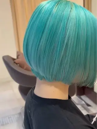 カラー 飯田 朱理のヘアスタイル