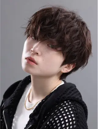 ショート パーマ、縮毛矯正特化 松本真那斗のヘアスタイル