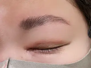 アイブロウ LeCoeur古正寺 関口 李奈のマツエク・マツパデザイン