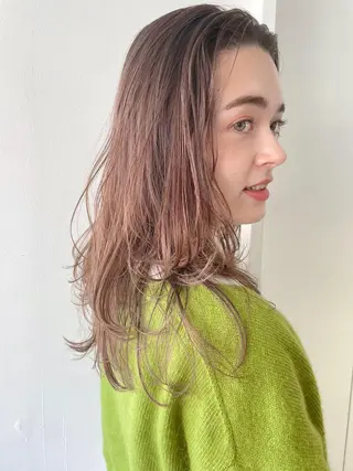 セミロング カラー yurika☁️ 似合わせ｜レイヤーのヘアスタイル