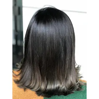 ショート カラー パーソナルカラー診断 できます　木曽　主博のヘアスタイル