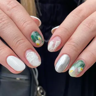 ネイル 梶山 美月のネイルデザイン