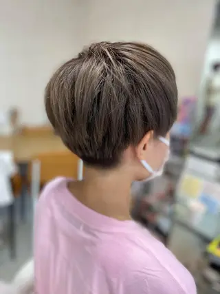 ショート カラー 菊地 美憂のヘアスタイル