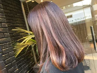 ロング カラー Rever Tokyo所属・コンドウ サラのヘアスタイル