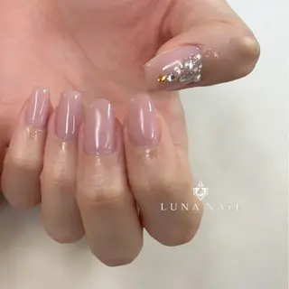 ネイル アトリエ　ミモザ所属・いまむら あかりのネイルデザイン