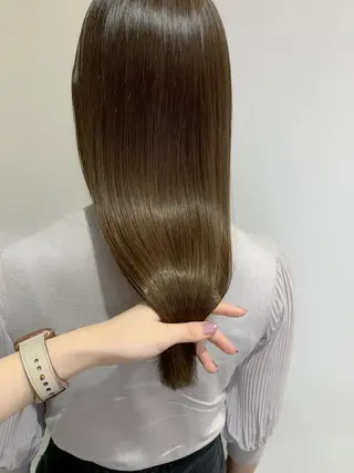 ロング カラー ヘアアレンジ 近藤千翔🩵 髪質改善Periodのエステ・リラクイメージ