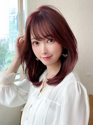 ミディアム カラー 山﨑 翼のヘアスタイル