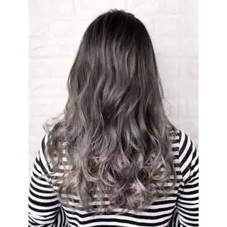 セミロング カラー KIZU 髪質改善 オカルト怪談のヘアスタイル