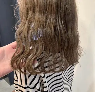 セミロング カラー 暖色/まろベージュ/ シカタユウカのヘアスタイル