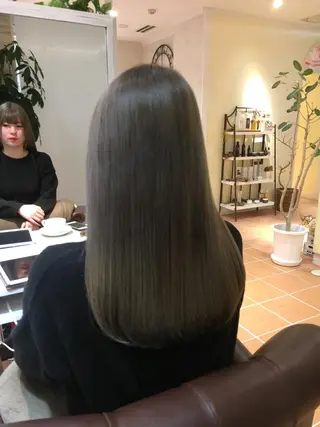 ロング カラー ヘアアレンジ ✨艶髪✨透明感✨ 山内大樹のヘアスタイル
