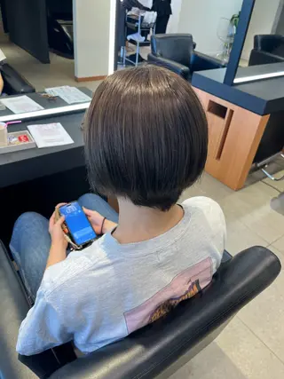 ショート カラー ERII (ému) 伏見・栄/カット無料のヘアスタイル