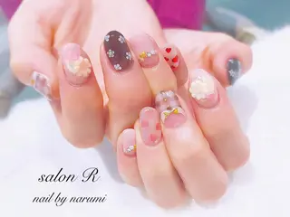 ネイル Re Pearl～コーディネートサロン～ 市駅前店所属・NARUMI HYODOのネイルデザイン