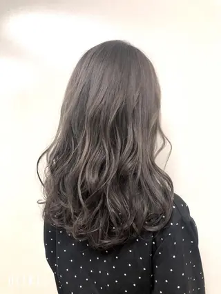 ロング カラー AI 高田馬場店のヘアスタイル