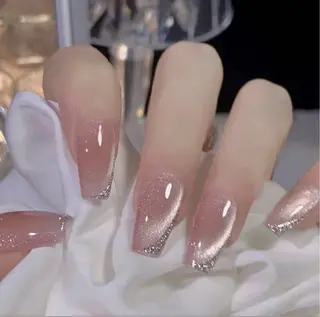 ネイル 長さ出しMORNAIL所属・長出し専門 パーツのネイルデザイン