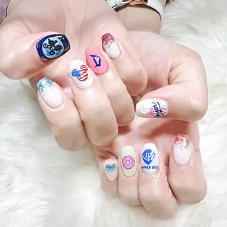 ネイル ハニ！ .のネイルデザイン