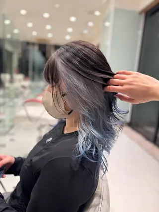 セミロング 伊藤 柚奈のヘアスタイル