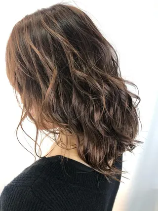 カラー 髪質改善のプロ☘️ 二村祐輝のヘアスタイル