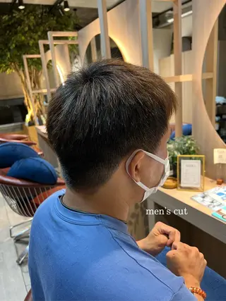 ショート FUJIIKANON /ケア‪透明感カラーのヘアスタイル