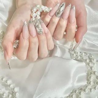 ネイル WISTERIA megumiのネイルデザイン