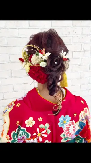 セミロング 白髪ぼかしハイライト 着付けヘアアレンジのその他イメージ