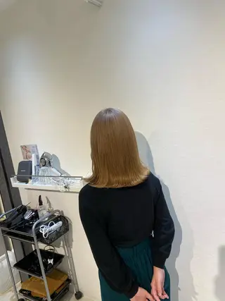 ミディアム カラー 縮毛矯正とレイヤー /杉村凜汰郎のヘアスタイル